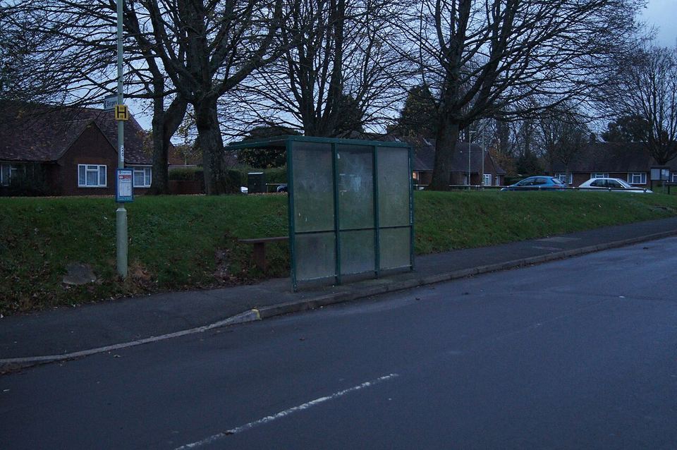 Fotoğraf: Bus shelter needs a window cleaner - geograph.org.uk - 4752286